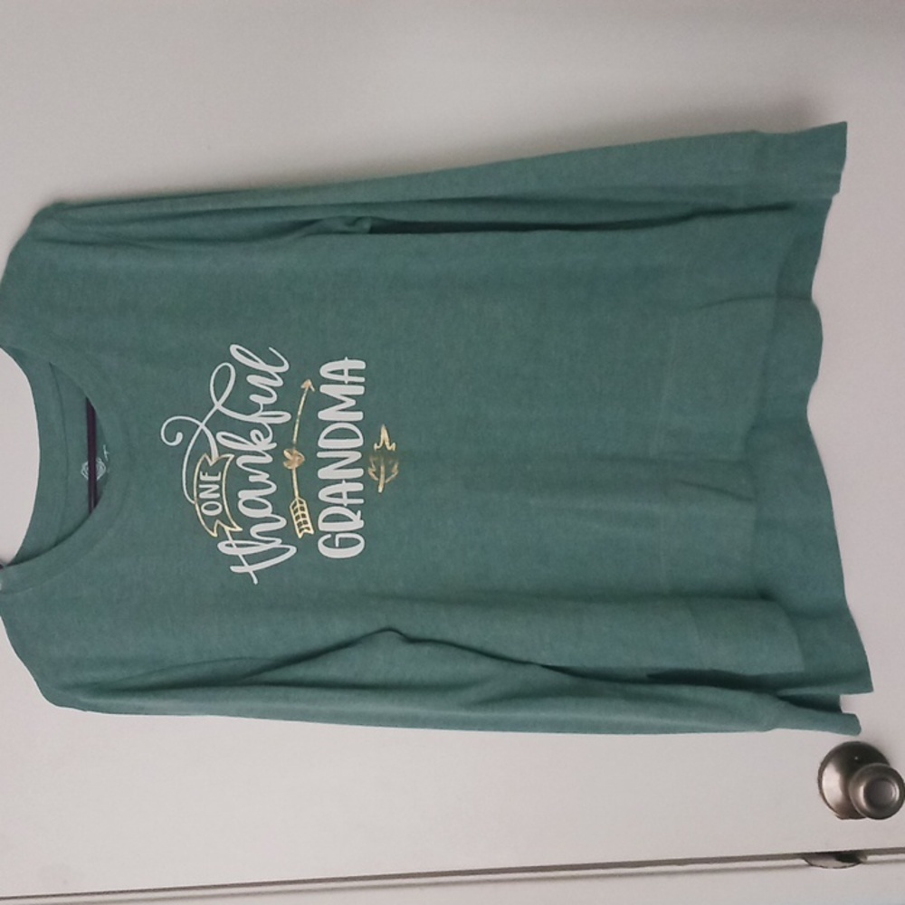 Positive Tees, sage green long sleeve t shirt. One thankful Grandma, Size M